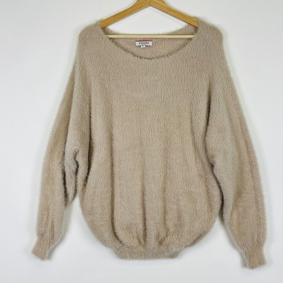Andree by‎ Unit Blush Cream Fuzzy Shag Pullover Wide Neck Sweater Womens Small - Picture 1 of 6